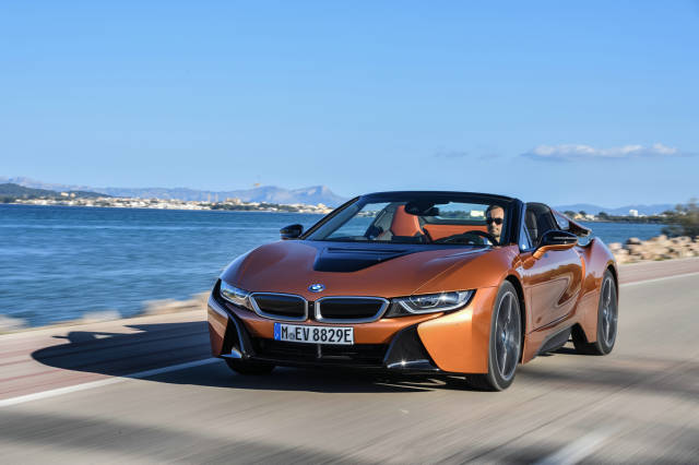 创新bmw i8敞篷跑车在广州车展接受预定_手机搜狐网