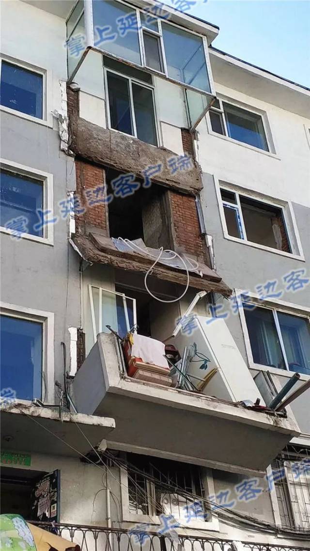 阳台塌陷事故图片