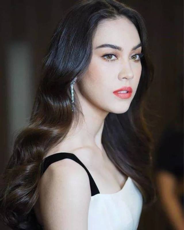 泰娱乐:ploy比基尼照大秀性感,matt与aff前夫公开后首约会等!