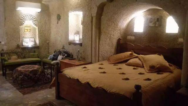 抖音点赞800w、火爆ins无敌手:土耳其的洞穴酒