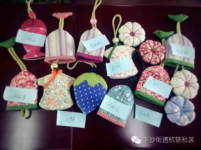 社区巧手妈妈手工坊获评杭州市示范性学习型社团!