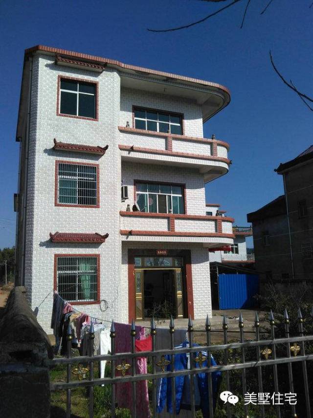 实拍9款小洋楼,这个村住的都是有钱人呀,现在农村的生活真好