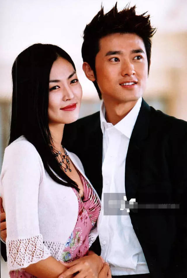 任泉15年前无修图颜值高气质好,同框的吴奇隆却太吓人