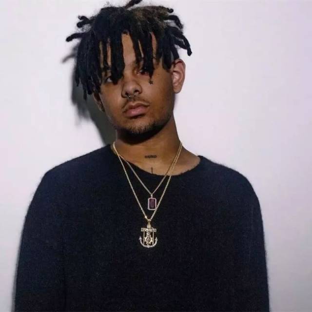 " 最糟糕的争议(到目前为止):xxxtentacion被指控犯有几起暴力罪行.