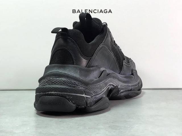 全黑 意产plus版 balenciaga tripe-s 巴黎世家复古