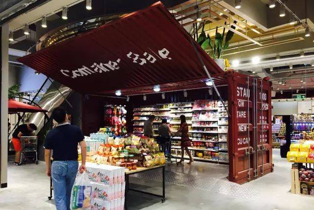 青岛百盛精品超市店面形象,陈列欣赏