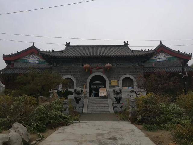 五道庙博物馆位于潍坊爱国路北段西侧,整体建筑为三