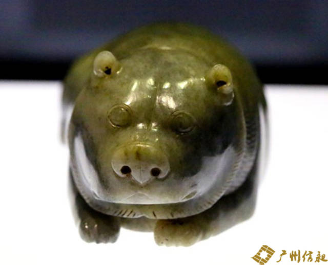 徐州博物馆藏 玉熊形镇(西汉,北洞山楚王墓出土)