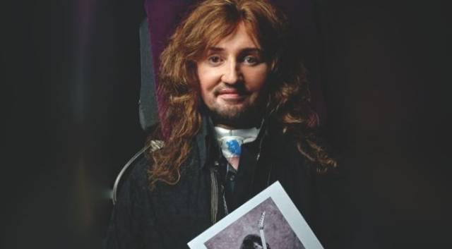 一首充满爱的新作,吉他英雄jason becker 讲述与als近30年的心路历程