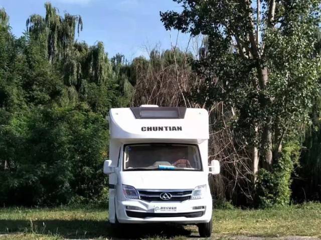 青岛中铁世界博览城春田房车邀展