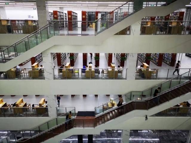 安徽工程大学图书馆图片