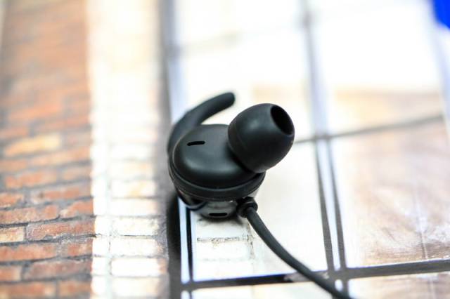 为声音正名,脑放君的小金标新耳机—脑放66降噪蓝牙耳机评测