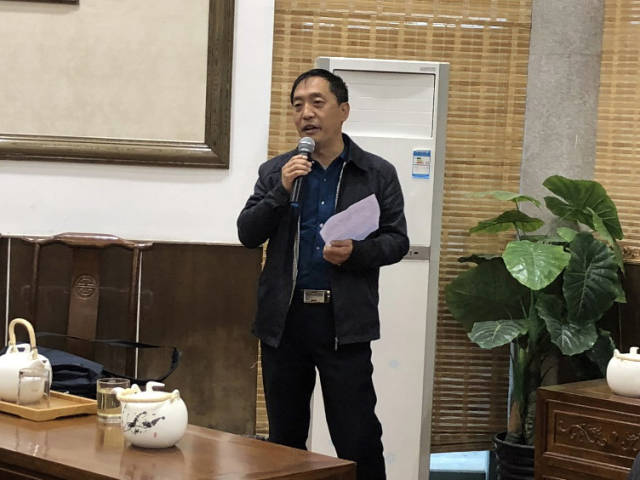 长治二中延庆余校长发言