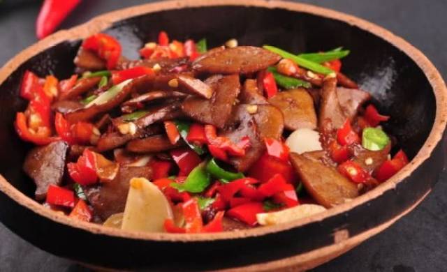 冬天咳嗽痰多,教你7种猪肺的美味做法,补肺虚止咳嗽,别错过!