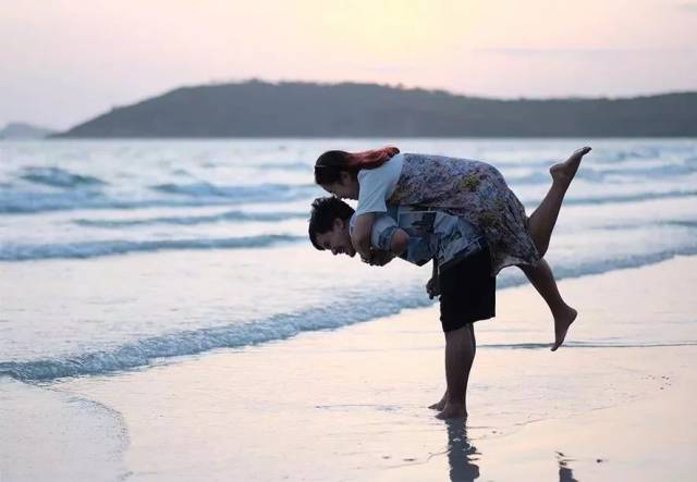 拥抱,是一种感情的表达