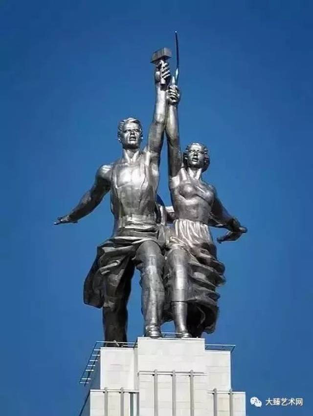 苏联时期的著名雕像图片