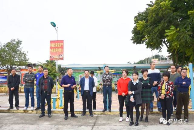 南安市省新镇三兄弟村到灯光村参观交流学习
