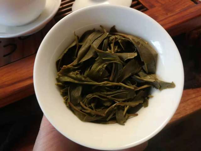 2018年的两棵白莺山二嘎子单株试饮,单株并不是安产茶量树龄大小来