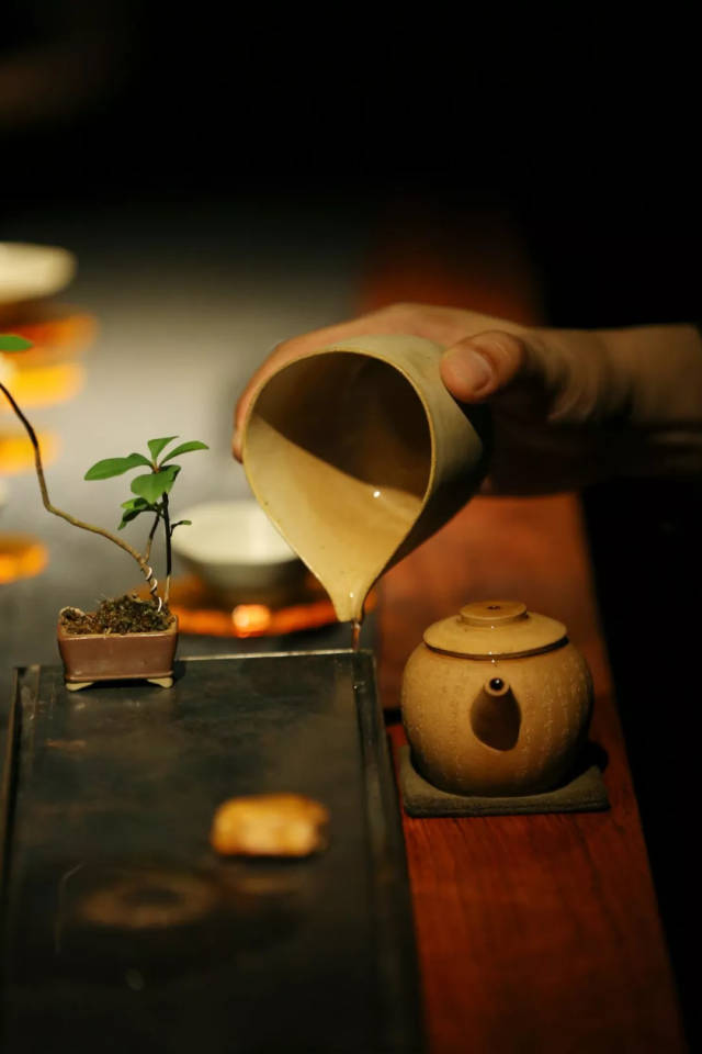 沏一壶茶的句子,一壶茶的每句,励志的句子_大山谷图库