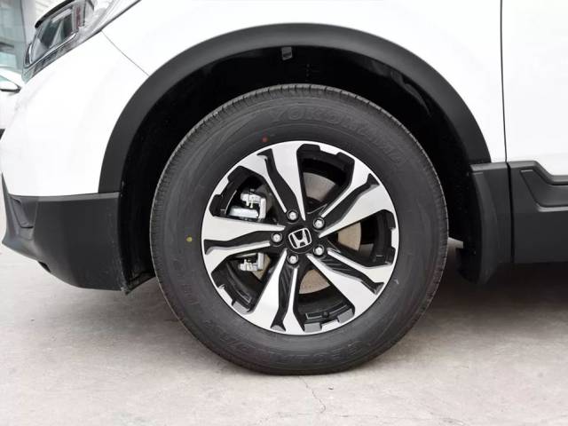 热门SUV原厂轮胎对比,最厚道的原来是它!