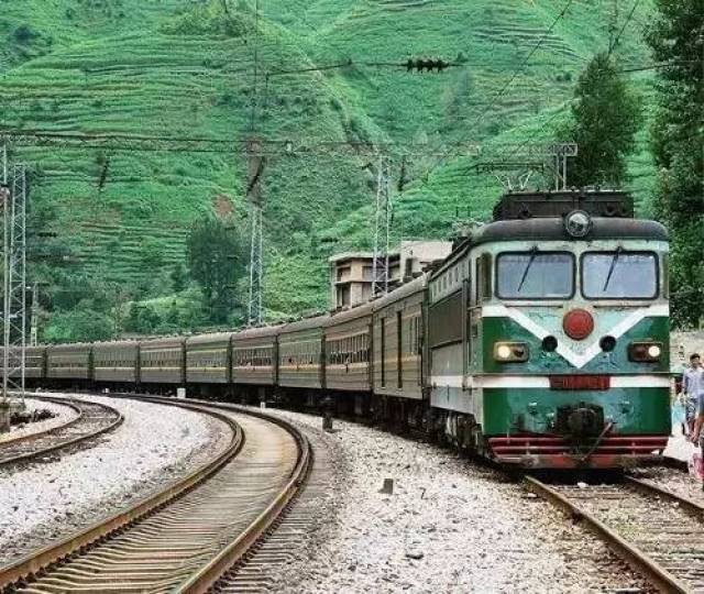 中国第一代火车图片图片