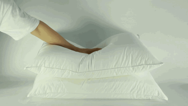 冬天,这两类人睡枕头要注意!_手机搜狐网