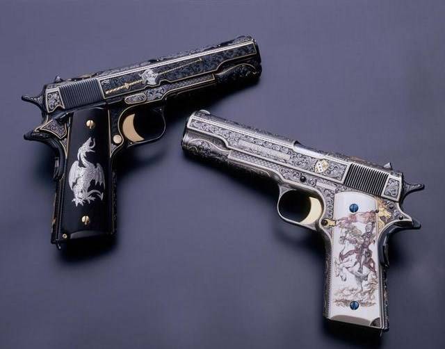 刚推出就被美军选中,成为制式武器,而他的设计师是当时的武器大师