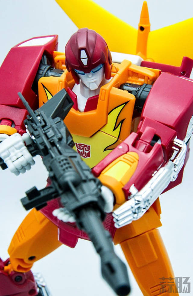 变形金刚mp09补天士再版公布