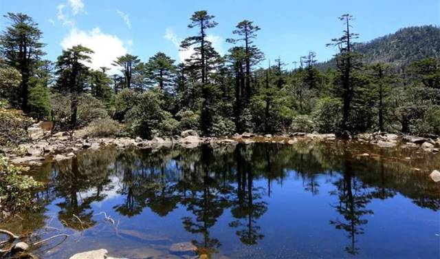 【元旦3.5日】西昌邛海,螺髻山,九十九里瀑布温泉自驾