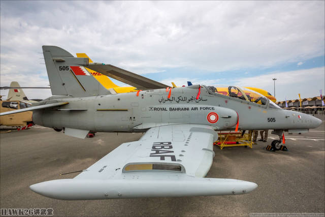 hawk mk129教练机.