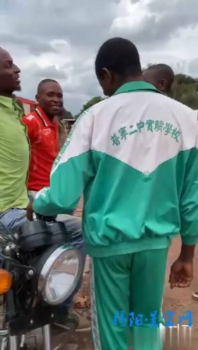 火了!揭阳普宁校服漂洋过海到非洲走红抖音
