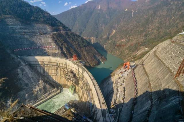 公司承建的四川大渡河大岗山水电站喜获国家优质工程金质奖