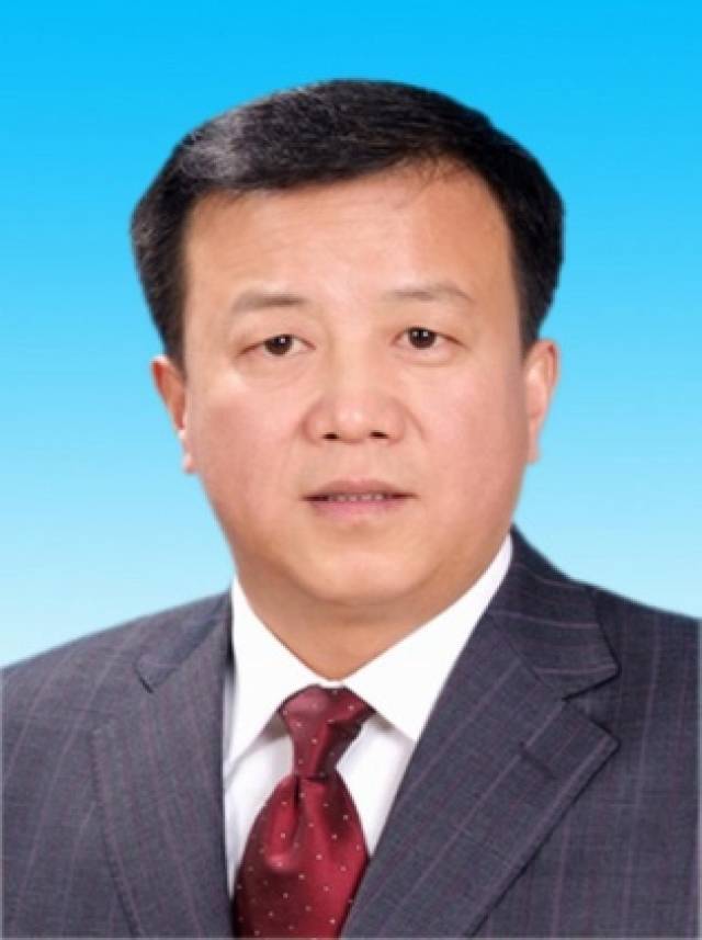 哈密市长图片