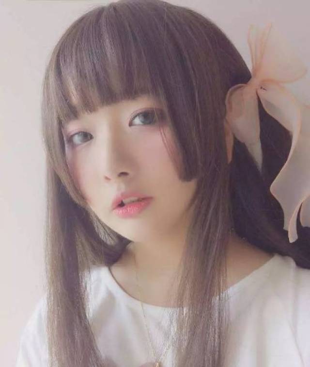 是来自日本的一种发型 公主切是比较可爱的一种叫法 日本的平安年代