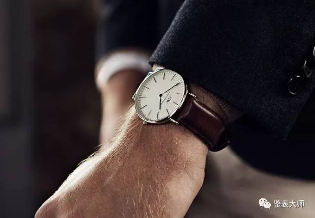 为什么网上很多人买高仿手表？告诉大家质量怎么样 - 小轻秀场