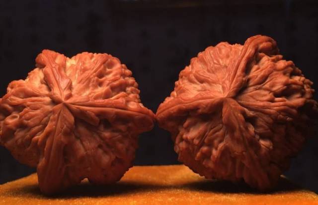 文玩核桃中身份的象征，三棱大奔_搜狐网