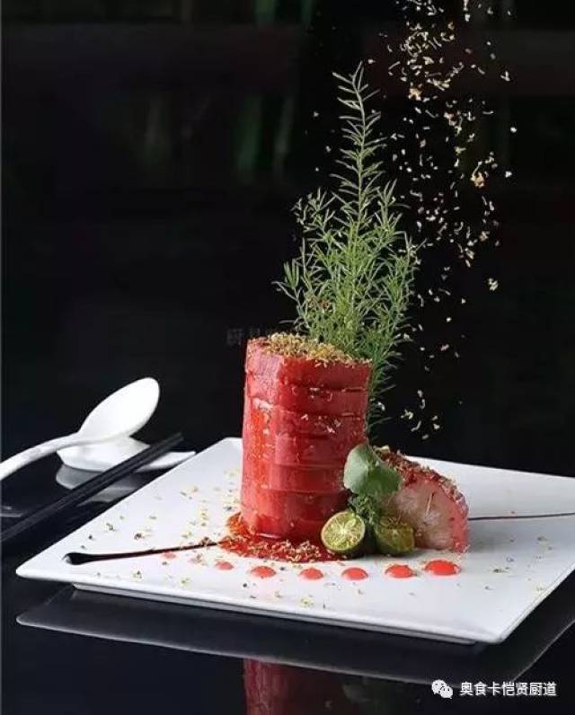 全国各地大厨创意菜品摆盘赏析(上),给你的摆盘找点灵感!