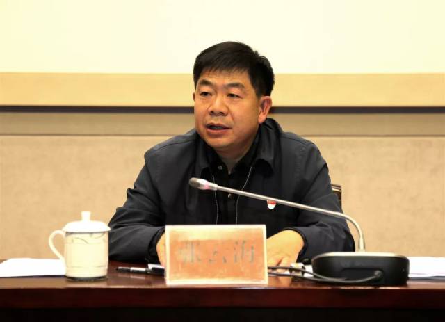 市卫生计生委党委书记 张云海讲话会议传达学习了昆明市2018年宣传