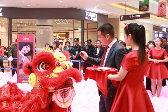 昌吉购物中心 | 安子国际8店齐开 "盛惠"全城!