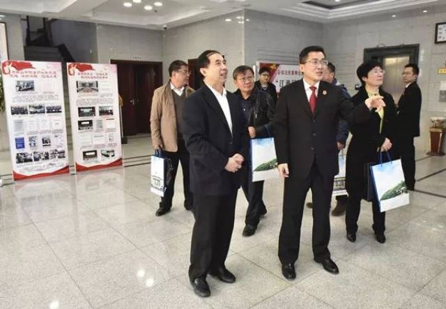 省人大常委会委员,内司委主任委员石德和一行到市中