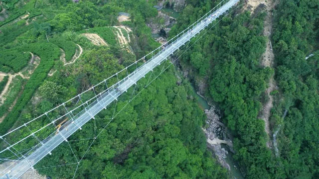 【12月3号】网红地打卡:潮州凤翔峡观瀑布,翔云5d玻璃桥,玉瑶山庄一天