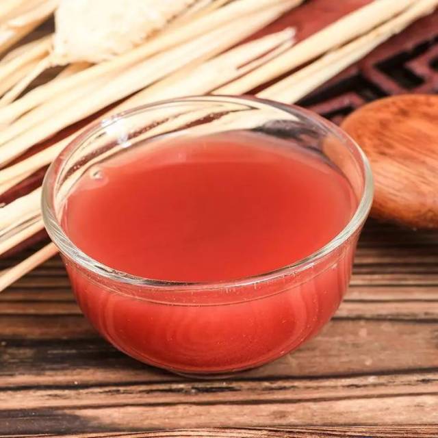 【养生健康】鹿茸血与鹿血有哪些区别,谁的滋补效果更好!