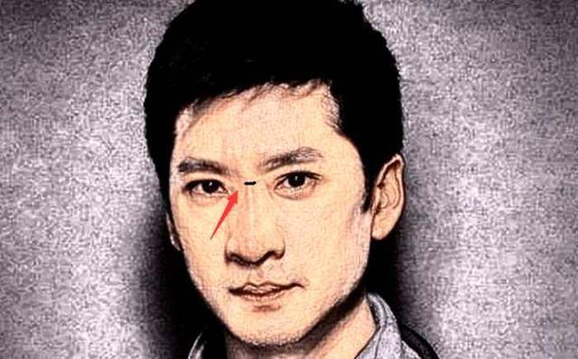 四种天生命不好的男人面相,事业受阻,财运不济,一生辛劳!