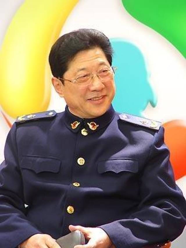 常宝丰比常贵田小图片