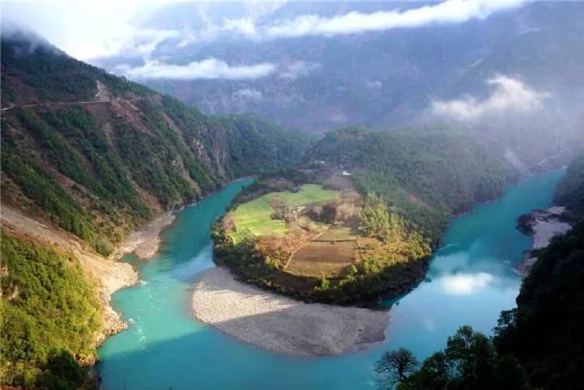 中国最美的河流大转弯