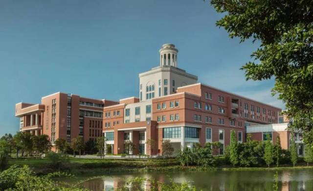 父母们再也不需要为孩子的教育问题担心啦~ ↓ 佛山理工大学已纳入