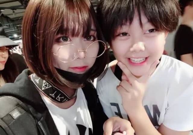 毕竟一个好好的男生非要打扮成女生的模样,对于很多三次元的人来说是