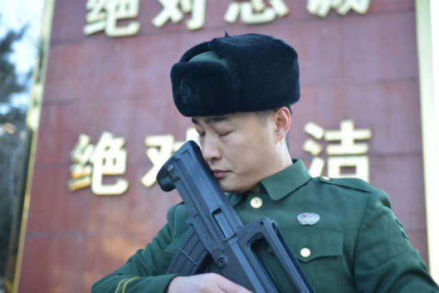 敬礼!武警吉林总队机动支队老兵退伍难舍军营