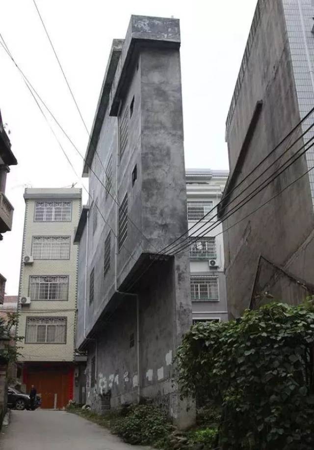 桂林微信上疯传的纸片楼视频来了!最薄仅43公分!敢住吗?