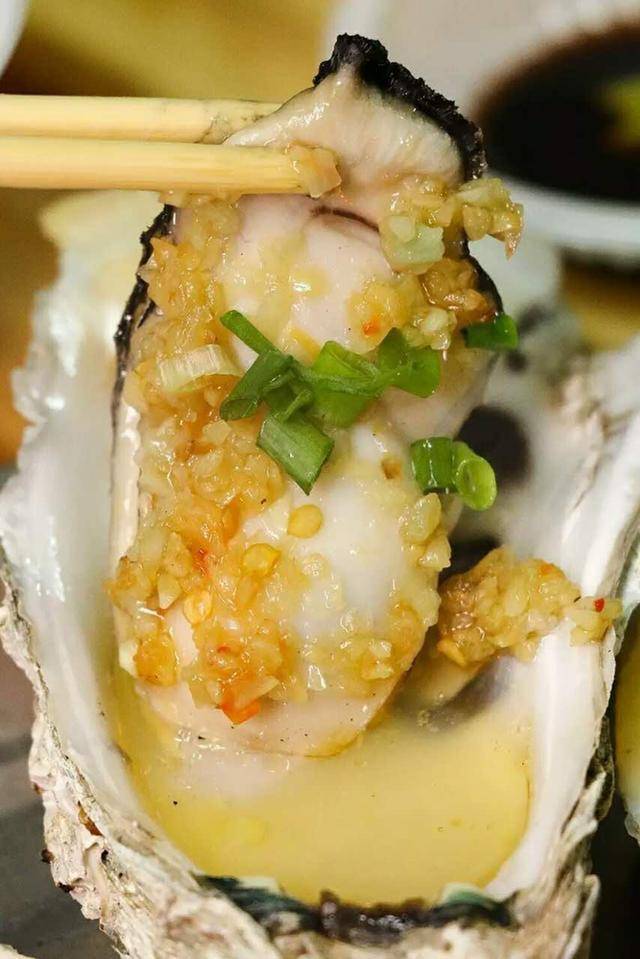 生蚝究竟有什么魅力,能让那么多烧烤摊视为招牌